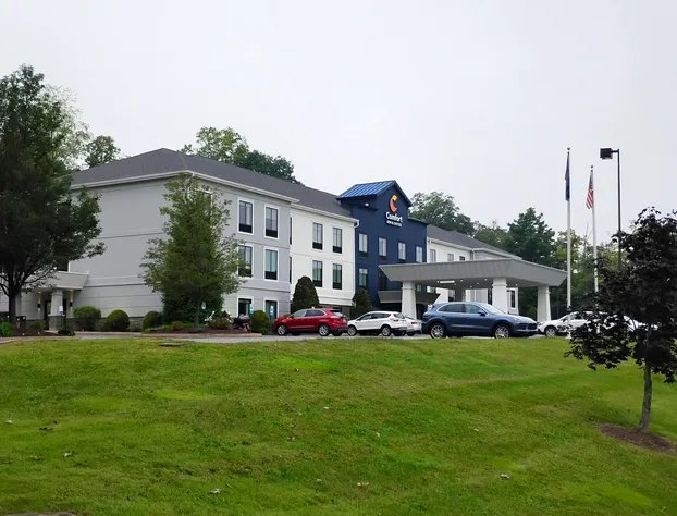 Comfort Inn & Suites Tunkhannock hotel detail image 3