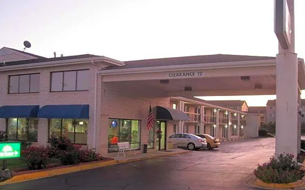 Bestway Inn hotel detail image 1