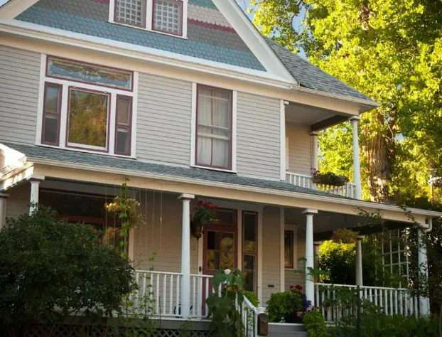 1899 Inn hotel detail image 2