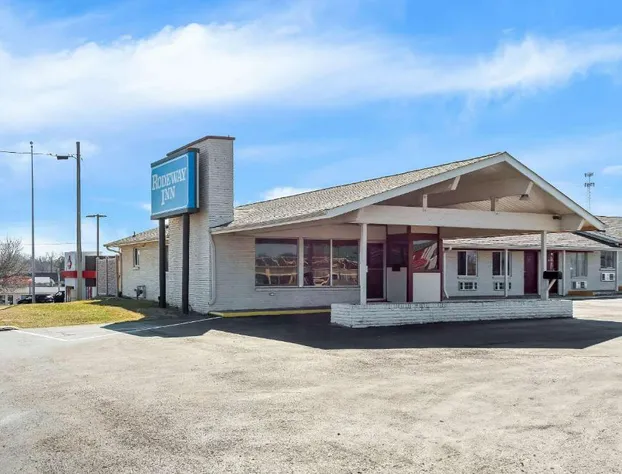 Rodeway Inn Dickson hotel detail image 2