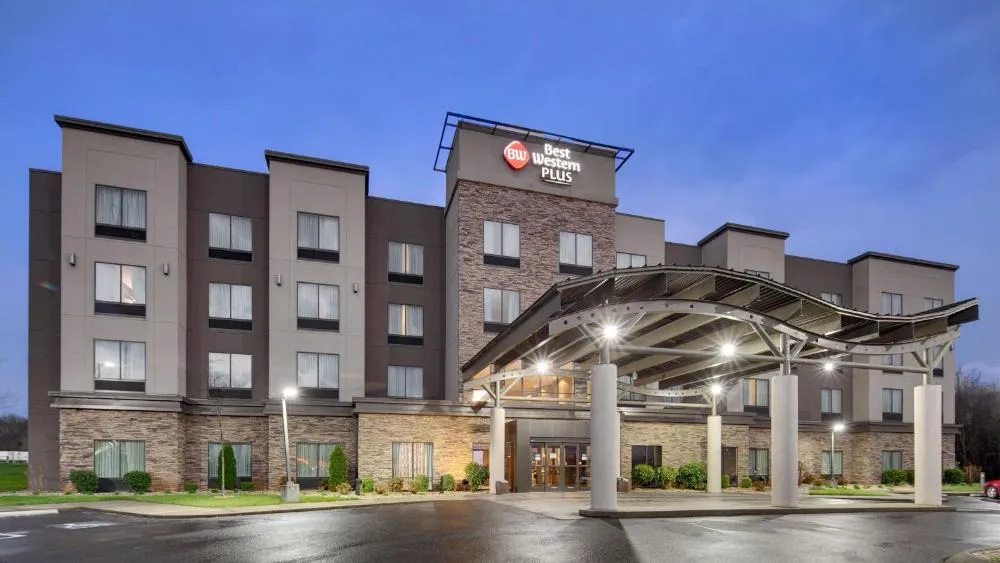 Best Western Plus Atrium Inn & Suites hotel hero