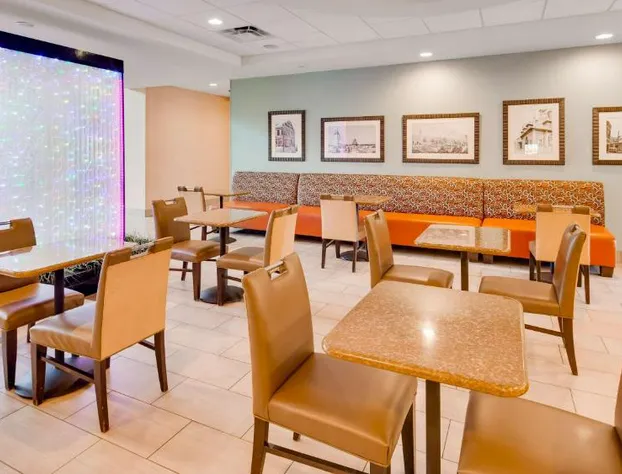 Best Western Plus Atrium Inn & Suites hotel detail image 3