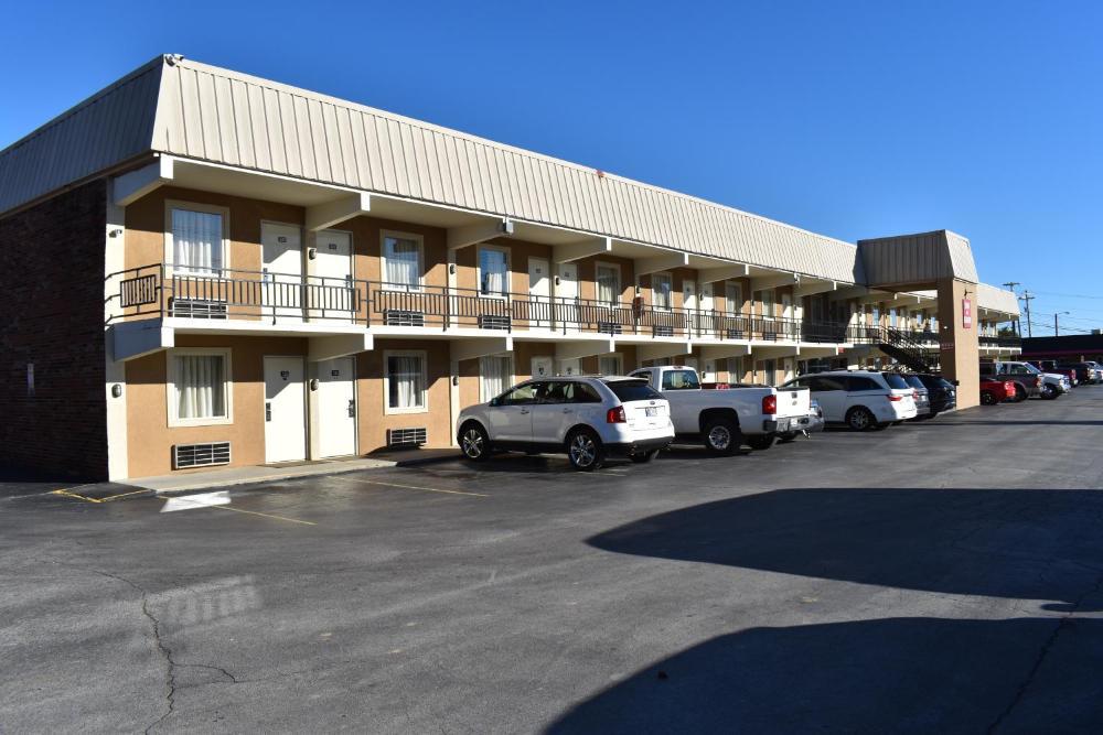 Inn Of Lenoir Motor Lodge hotel hero