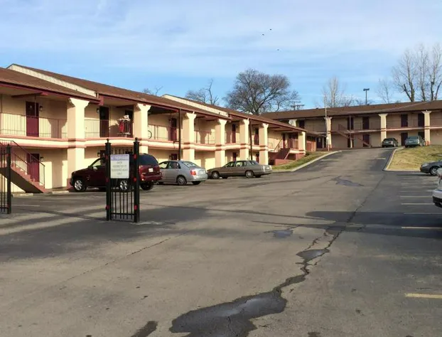 Scottish Inn - Nashville hotel detail image 1