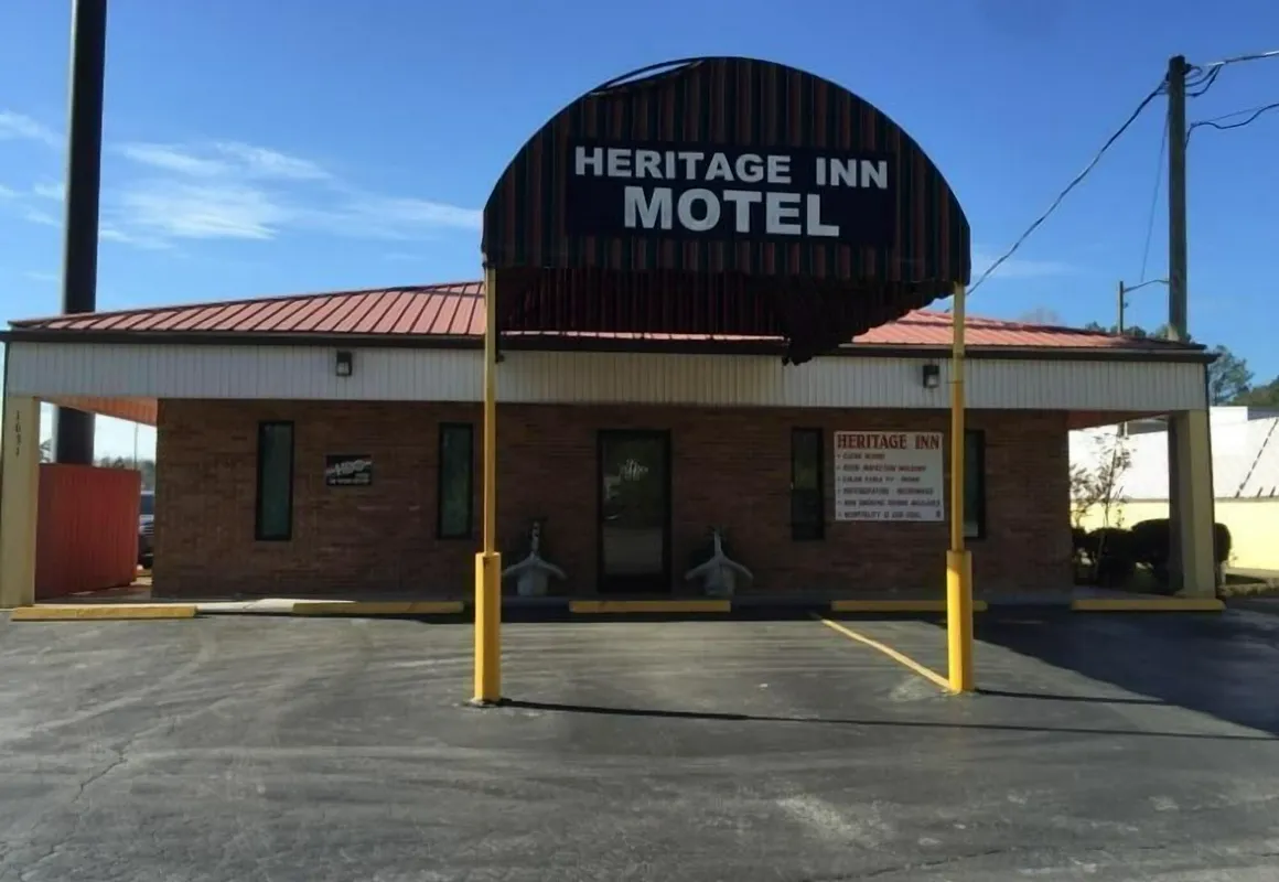 Heritage Inn hotel hero