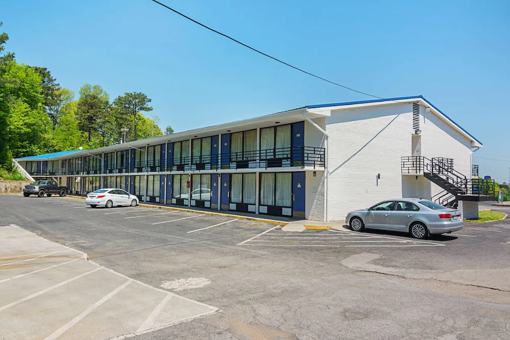 Motel 6 Cleveland, TN hotel hero