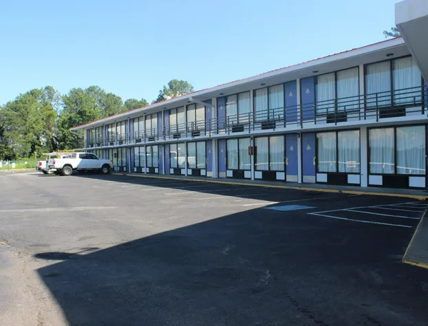 Motel 6 Cleveland, TN hotel detail image 1