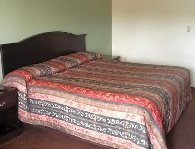 Relax Inn - Lakeland hotel detail image 4