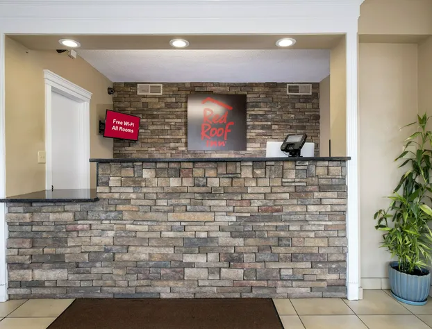 Red Roof Inn Knoxville North - Merchants Drive hotel detail image 4