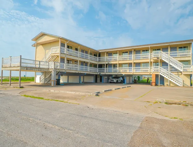 Budget Inn By Oyo Corpus Christi Beach hotel detail image 1