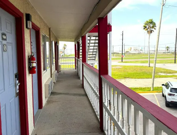 Budget Inn By Oyo Corpus Christi Beach hotel detail image 4