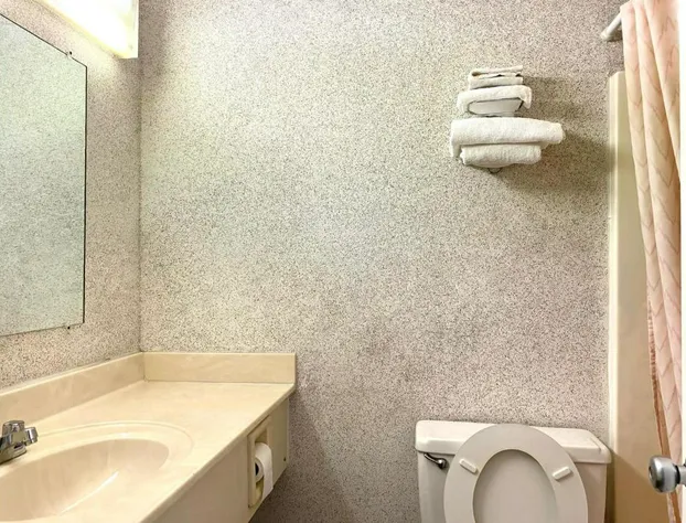 Economy Inn hotel detail image 4