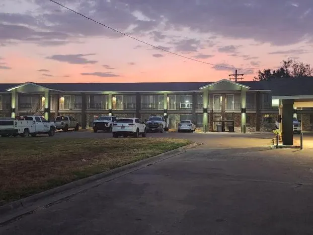 The Surrey Inn hotel detail image 1