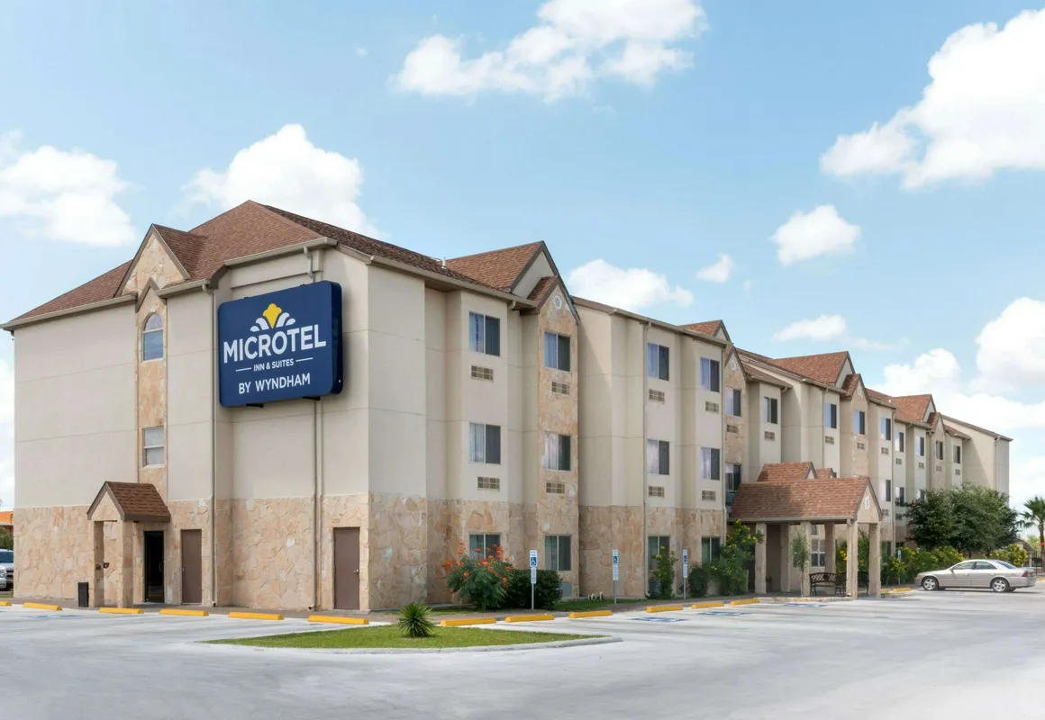 Microtel Inn and Suites Eagle Pass hotel hero