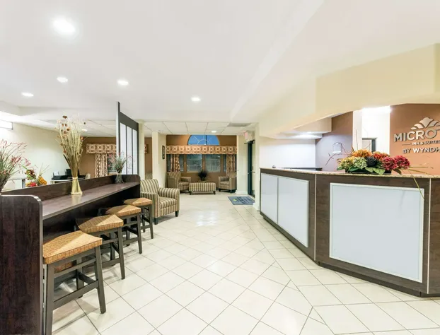 Microtel Inn and Suites Eagle Pass hotel detail image 1