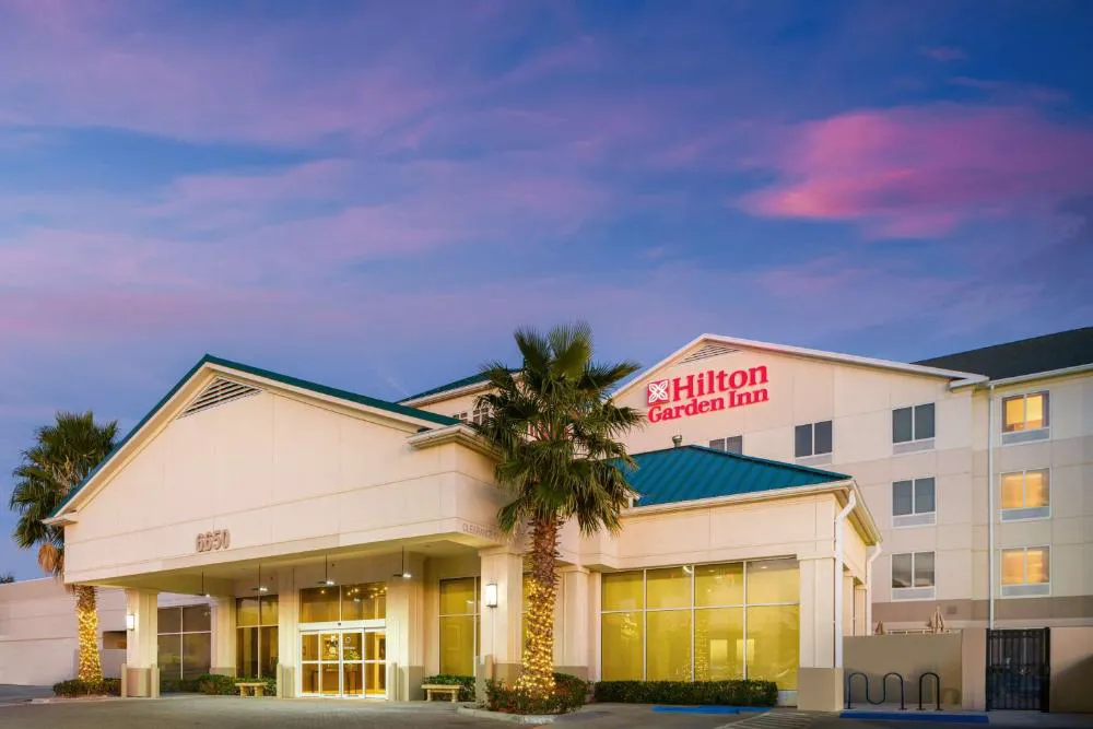 Hilton Garden Inn El Paso Airport hotel hero