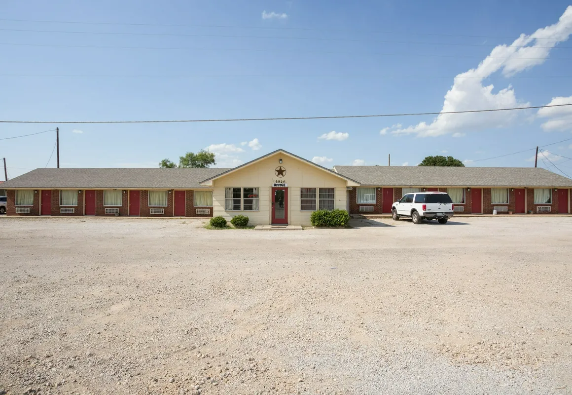 OYO Hotel Breckenridge TX Hubbard Creek Lake hotel hero