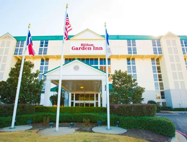Hilton Garden Inn Dallas/Market Center hotel detail image 1