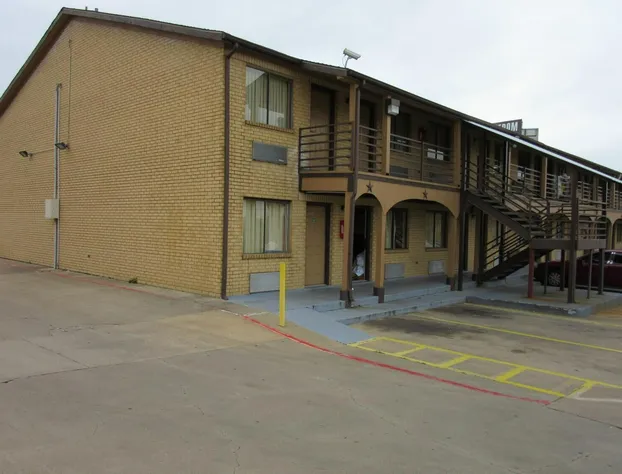 Royal Inn hotel detail image 2