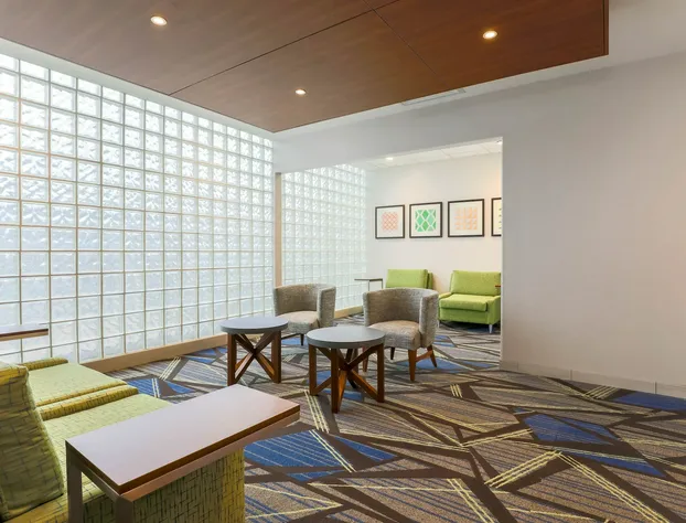 Holiday Inn Express & Suites Fort Worth Downtown by IHG hotel detail image 3
