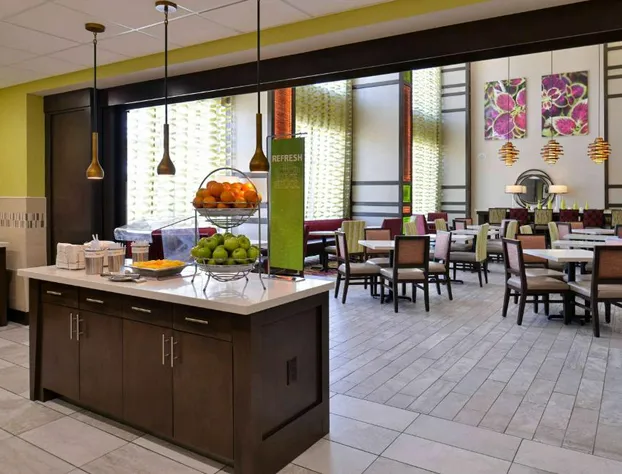 Hampton Inn & Suites Dallas Market Center hotel detail image 3