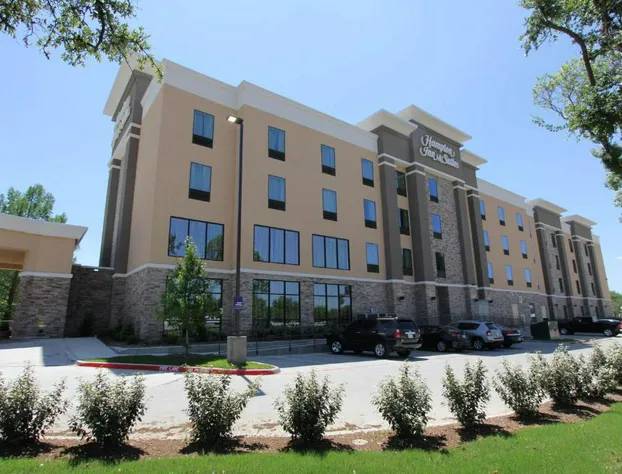 Hampton Inn & Suites Dallas Market Center hotel detail image 3