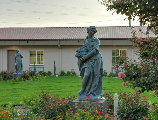 Romantic Inn & Suites hotel detail image 1