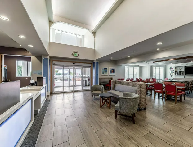 Holiday Inn Express & Suites Fort Worth - Fossil Creek by IHG hotel detail image 4