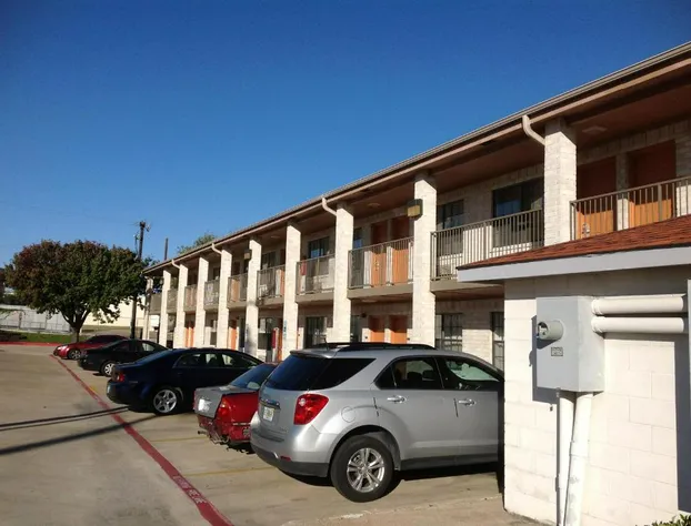 Heritage Inn Grand Prairie hotel detail image 3