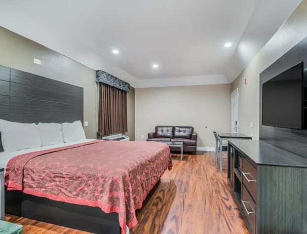 Scottish Inns & Suites IAH Airport-Beltway 8 hotel detail image 3