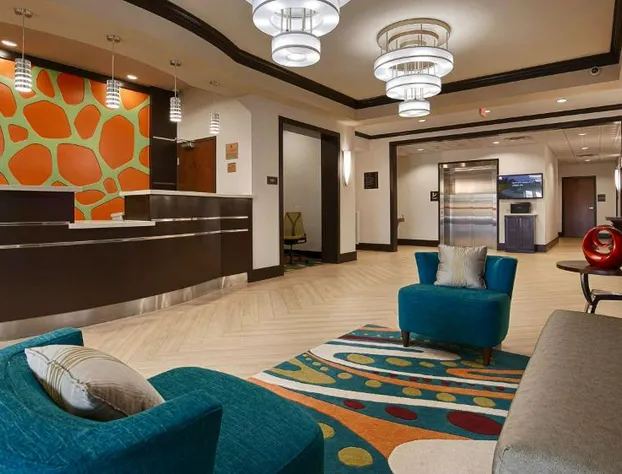 Best Western Premier Ashton Suites-Willowbrook hotel detail image 1