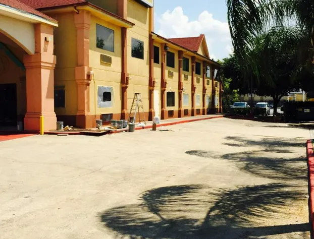 Scottish Inn & Suites - Hobby Airport hotel detail image 1