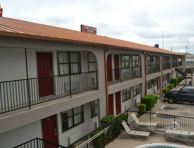 Deluxe INN hotel detail image 1