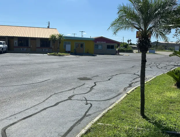 Executive Inn and Suites hotel detail image 4