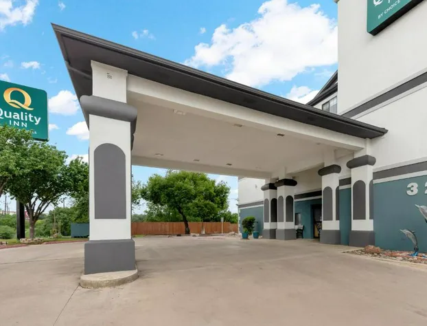 Quality Inn near SeaWorld - Lackland hotel detail image 2