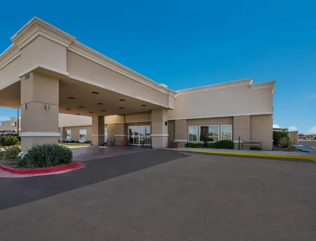 Red Roof Inn Pecos hotel detail image 1