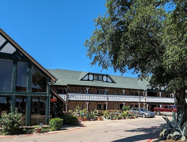 Edelweiss Inn And Suites hotel detail image 4