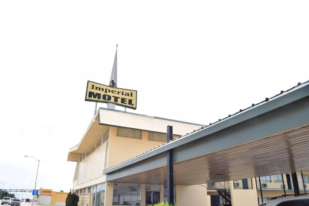 Imperial Motel hotel hero