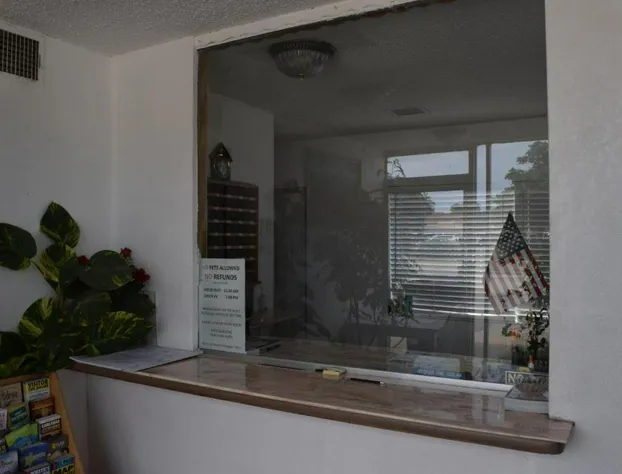 Imperial Motel hotel detail image 2