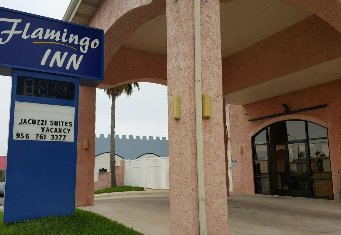 Flamingo Inn hotel hero