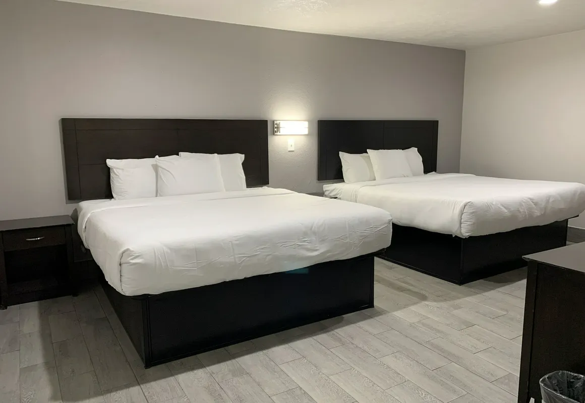 Royal Inn hotel hero