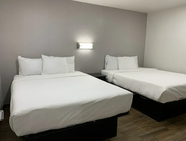 Royal Inn hotel detail image 1