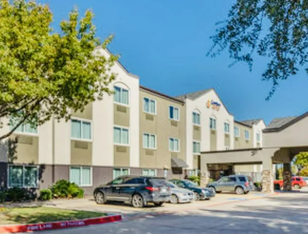 Comfort Suites The Colony - Plano West hotel detail image 1