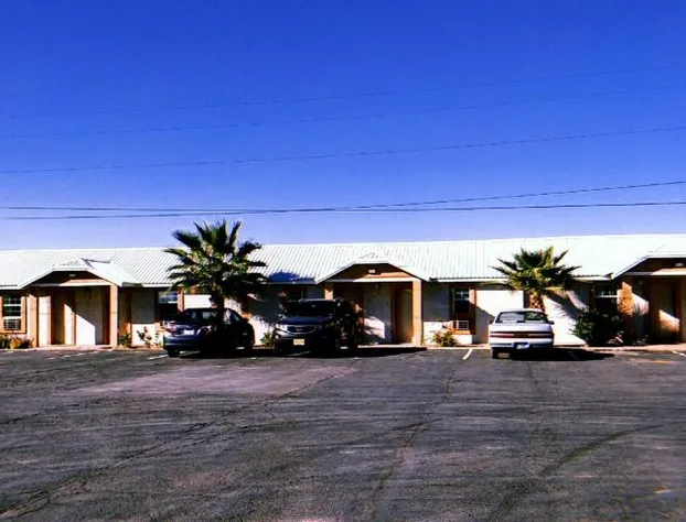 Desert Inn hotel detail image 4