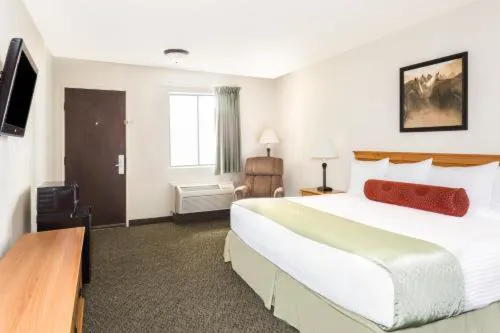 Super 8 by Wyndham Salina/Scenic Hills Area hotel detail image 4