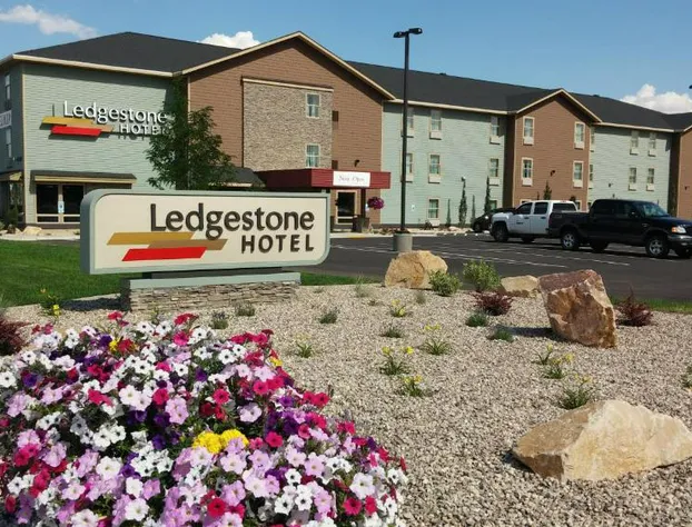 Ledgestone Suites Hotel Vernal hotel detail image 1