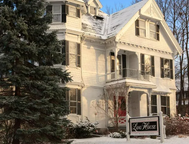 Lang House On Main Street hotel detail image 1