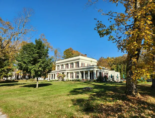 Arlington Inn hotel detail image 3