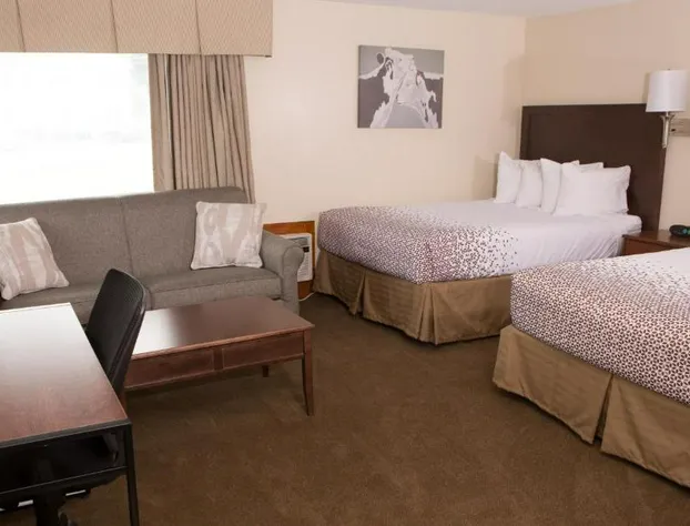 Knotty Pine hotel detail image 2