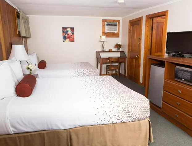 Knotty Pine Motel hotel detail image 4